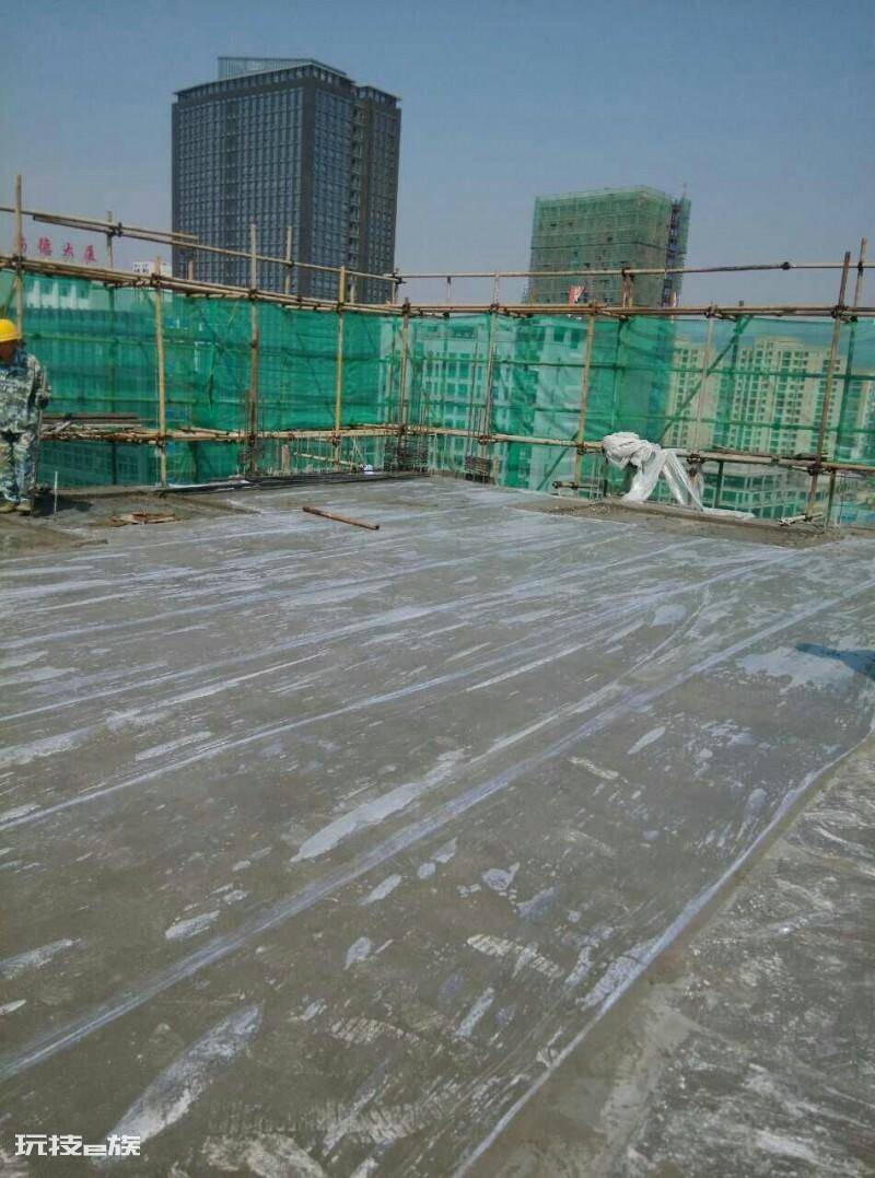 混凝土多久浇水养护(混凝土养护浇水一般几时间要求)-图片4